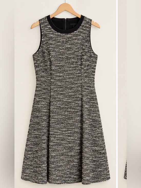 Banana Republic Dresses & Skirts - BANANA REPUBLIC black/white Dress with Leather Detail Shoulder/Collar, Size 8.